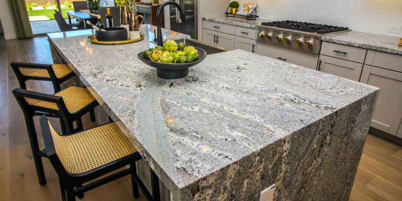 How to Make a Big Splash with High-End Countertops Without Breaking the Bank