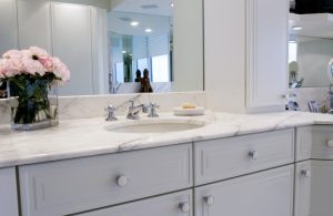 How Marble Bathroom Countertops Create Emotional Interiors